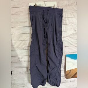 Lululemon dance studio pants 10
